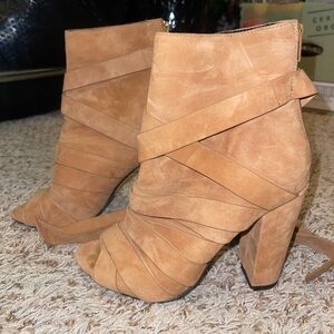 Aldo boot heels